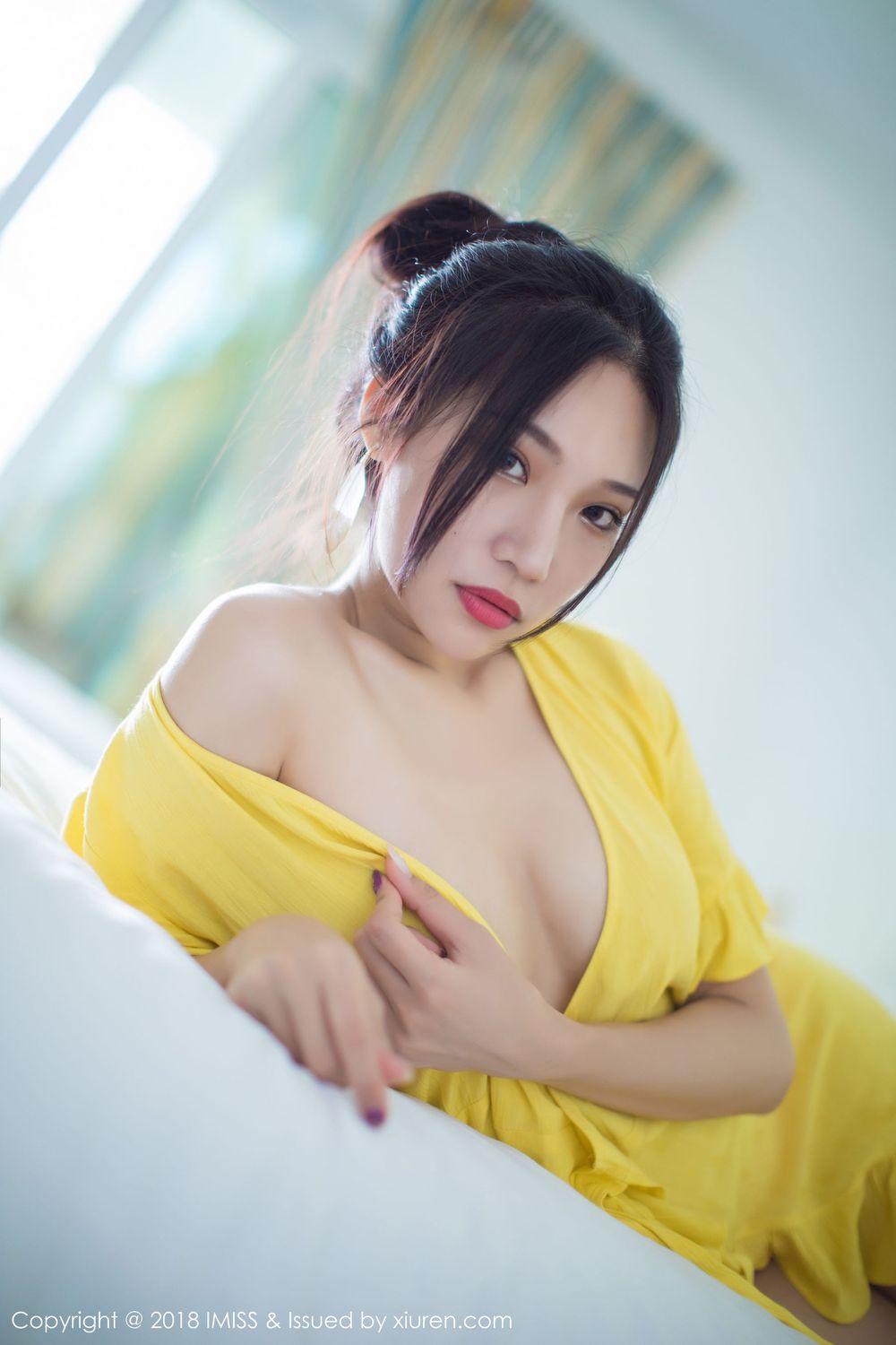 美女模特小狐狸Sica - 黄与粉服饰撩人心弦甲米旅拍