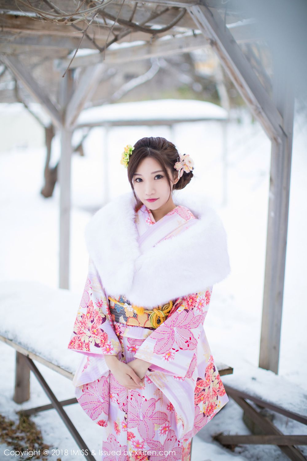 性感女神小狐狸Sica - 丝袜美腿和服系列北海道旅拍