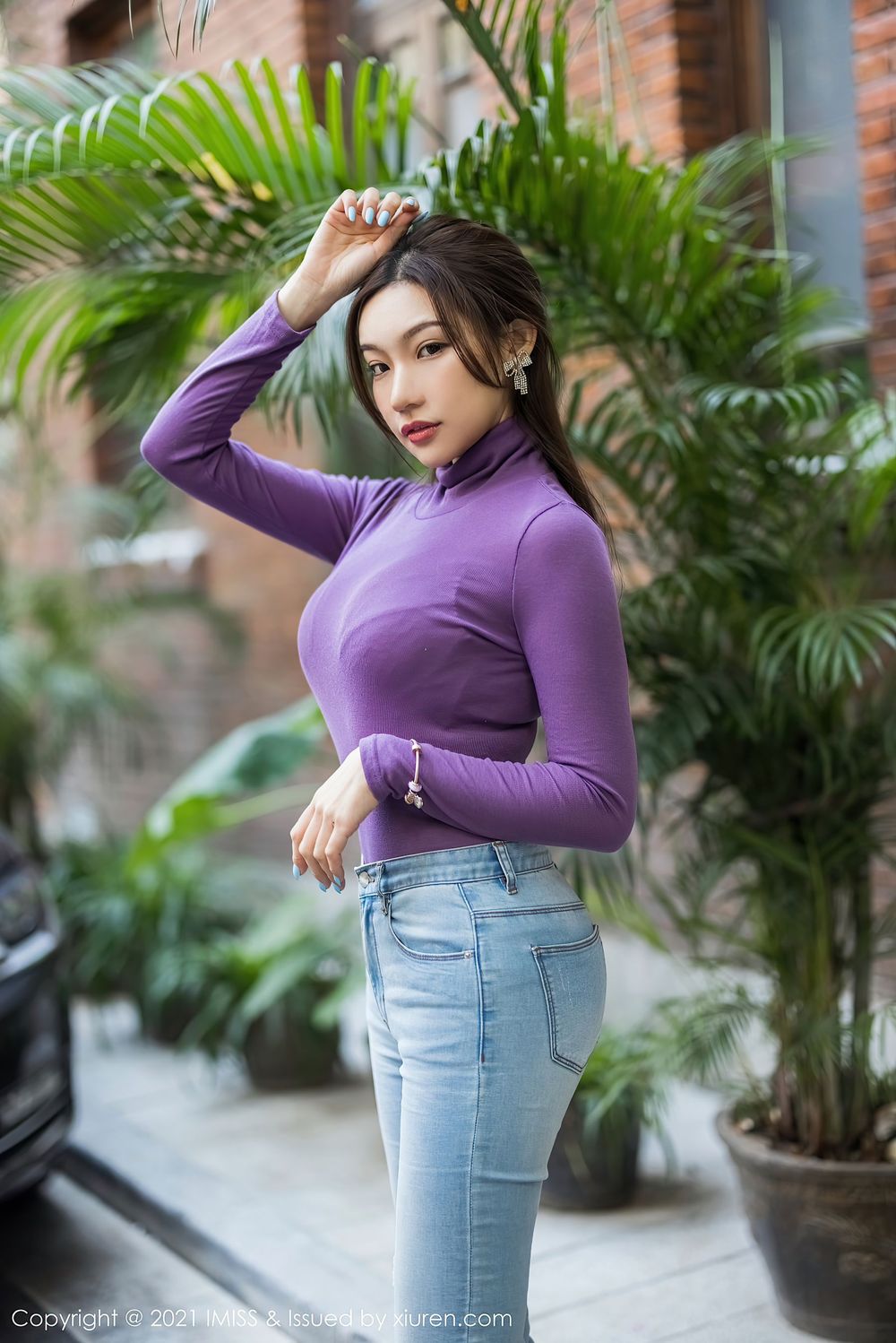 美女模特小狐狸Kathryn - 牛仔裤美腿诱惑性感写真