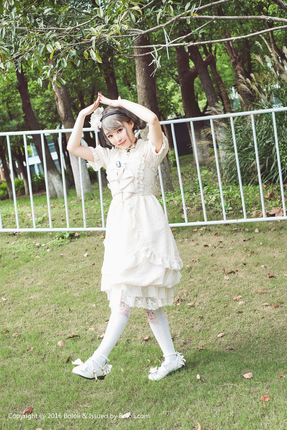 美女模特柳侑绮 - 小清新长筒袜COS系列写真