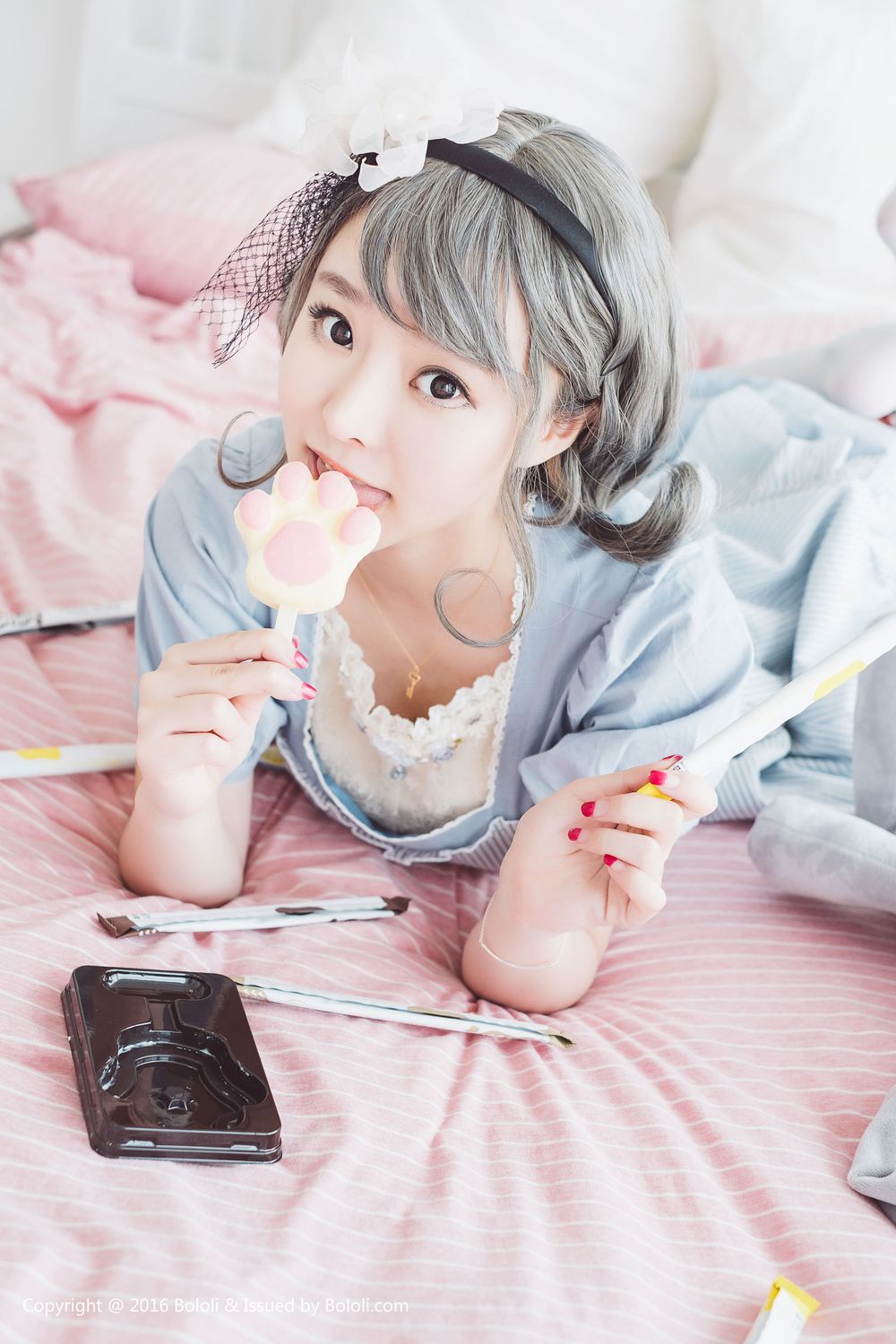 美女模特柳侑绮 - 小清新长筒袜COS系列写真