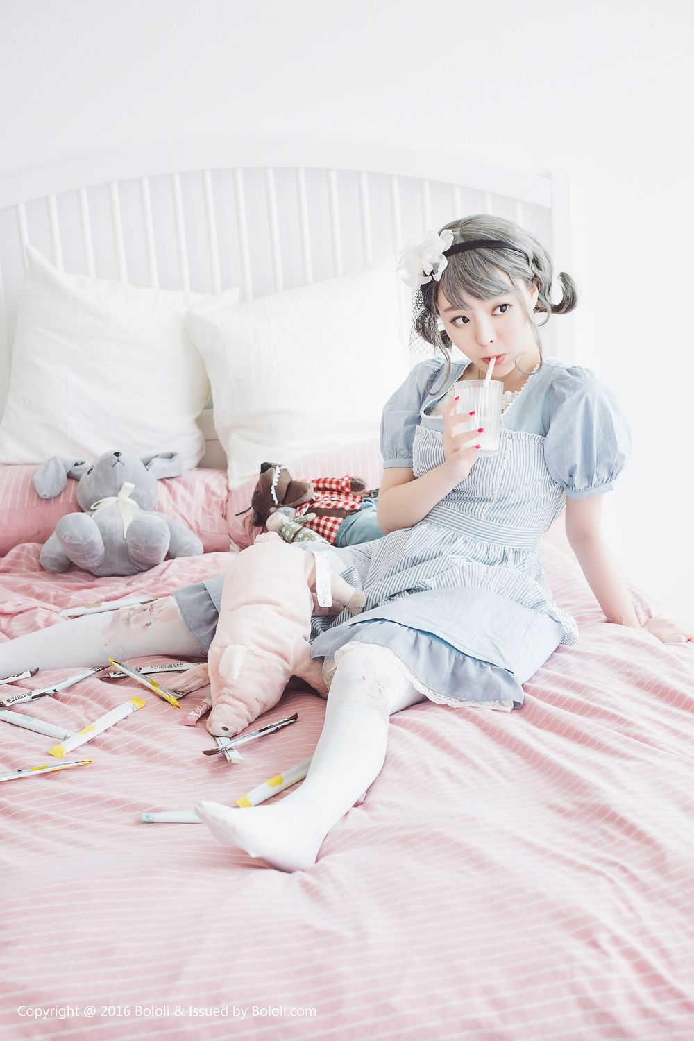 美女模特柳侑绮 - 小清新长筒袜COS系列写真