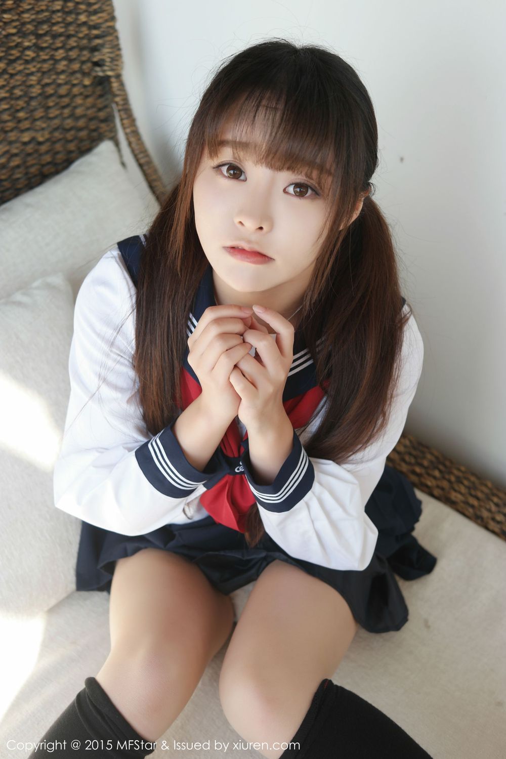 美女模特柳侑绮Sevenbaby - 水手服诱惑少女大理旅拍