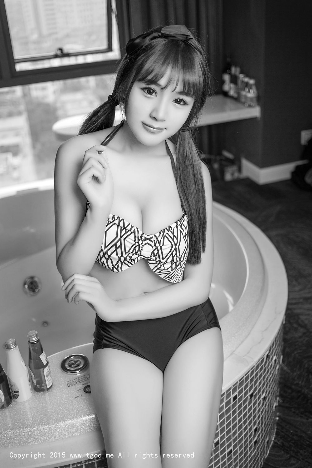 性感嫩模思淇Sukiii - 浴缸宝贝爱之初体验主题写真