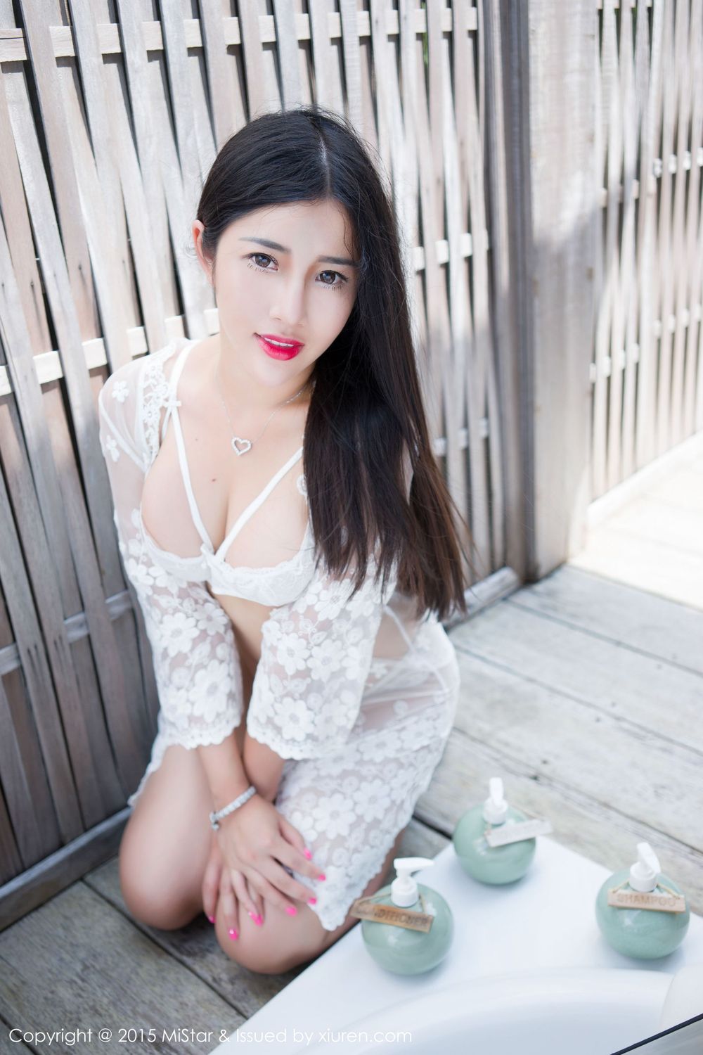 美女模特嘉嘉Tiffany - 吊裙+内衣系列普吉岛旅拍