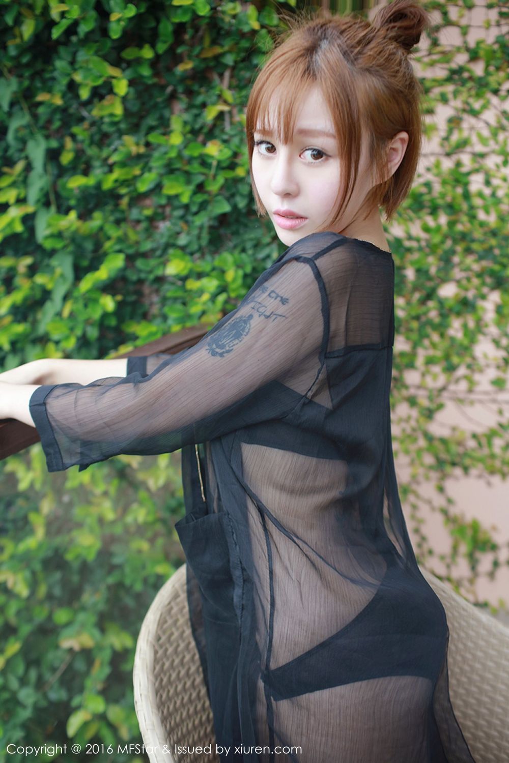 美女模特Evelyn艾莉 - 性感透视薄纱泰国心愿旅拍