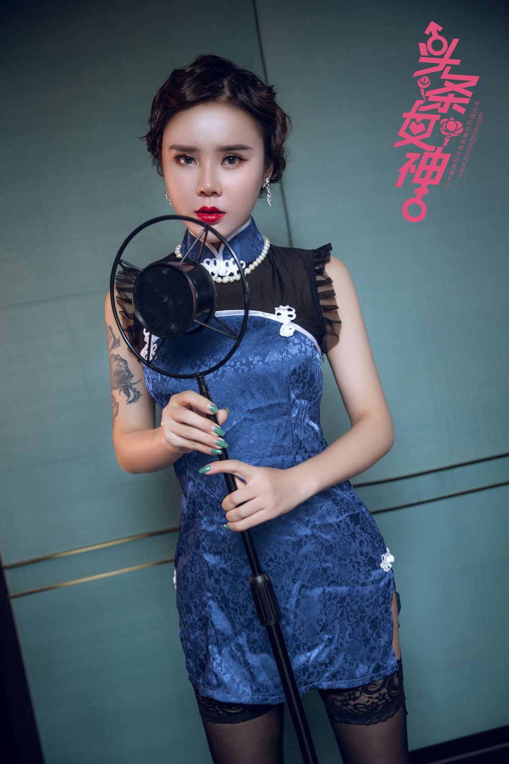 美女模特爱丽莎Lisa - 旗袍+黑丝系列夜上海主题写真