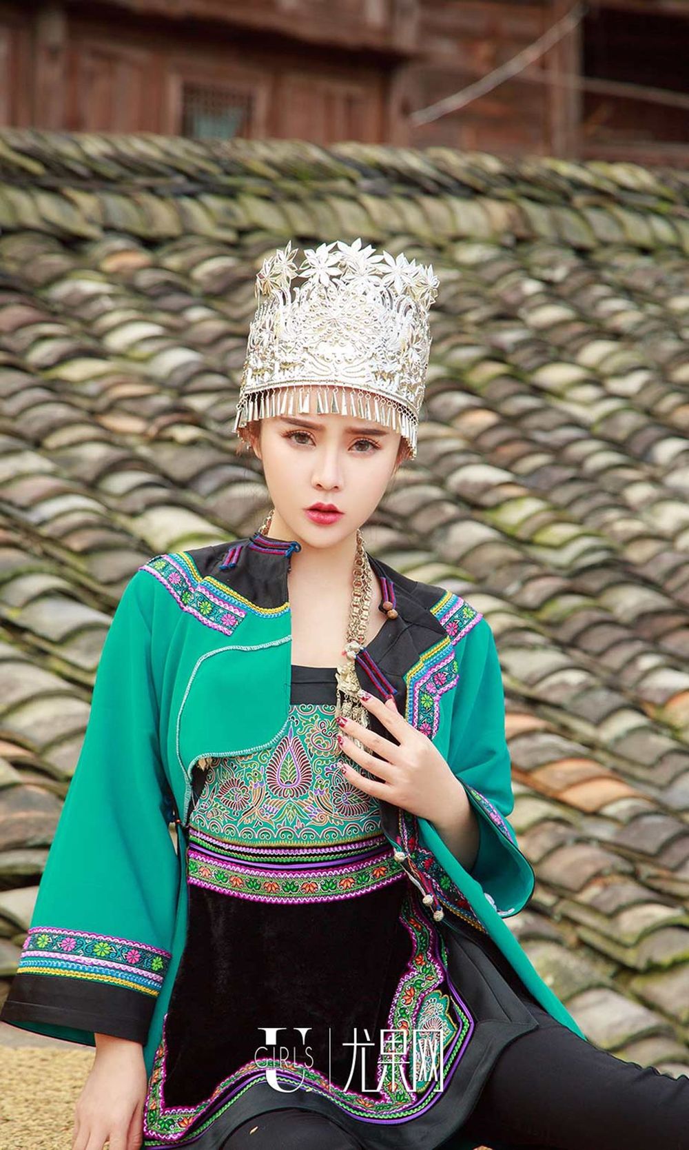 美女模特爱丽莎Lisa - 老寨新花主题性感写真