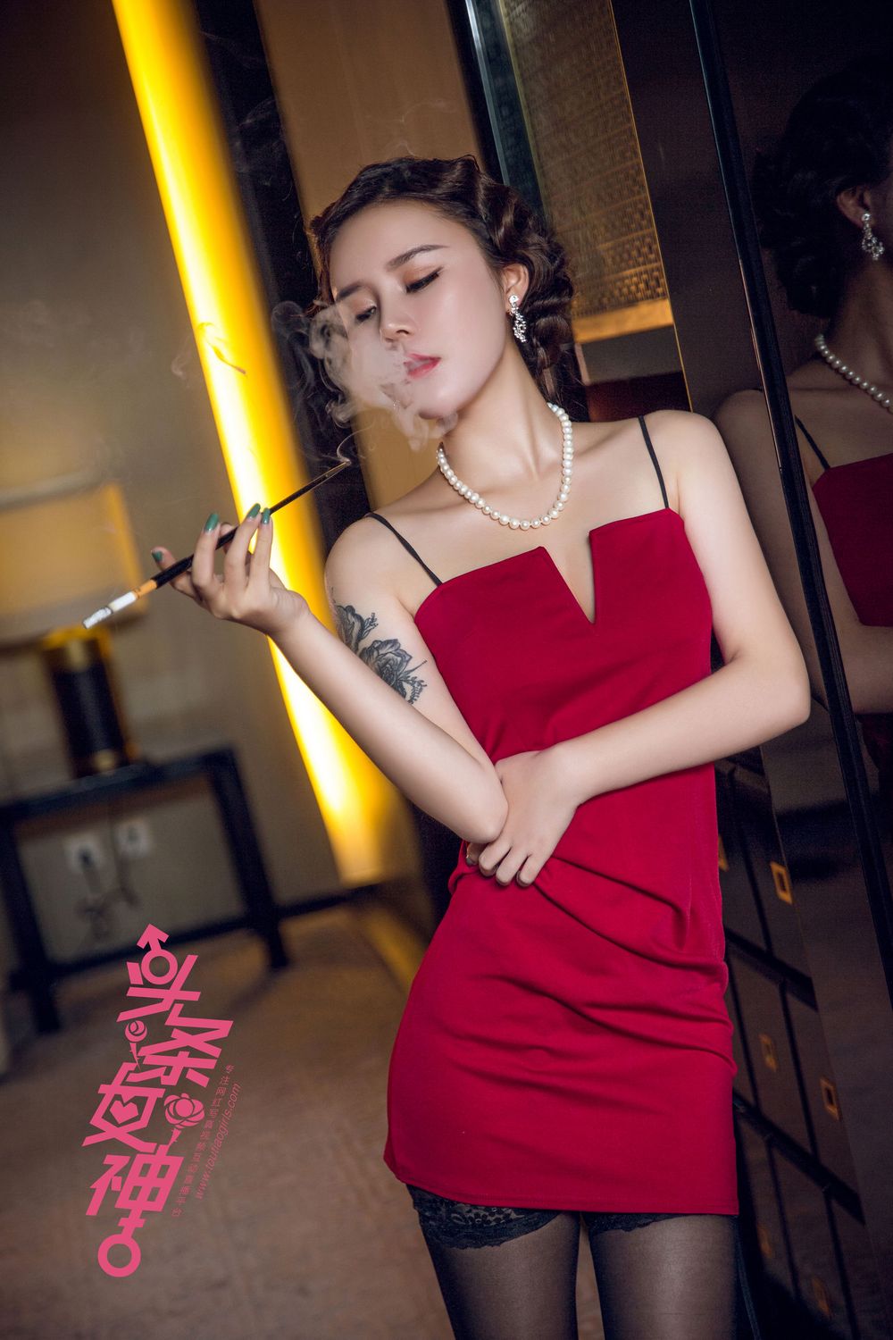 美女模特爱丽莎Lisa - 旗袍+黑丝系列夜上海主题写真
