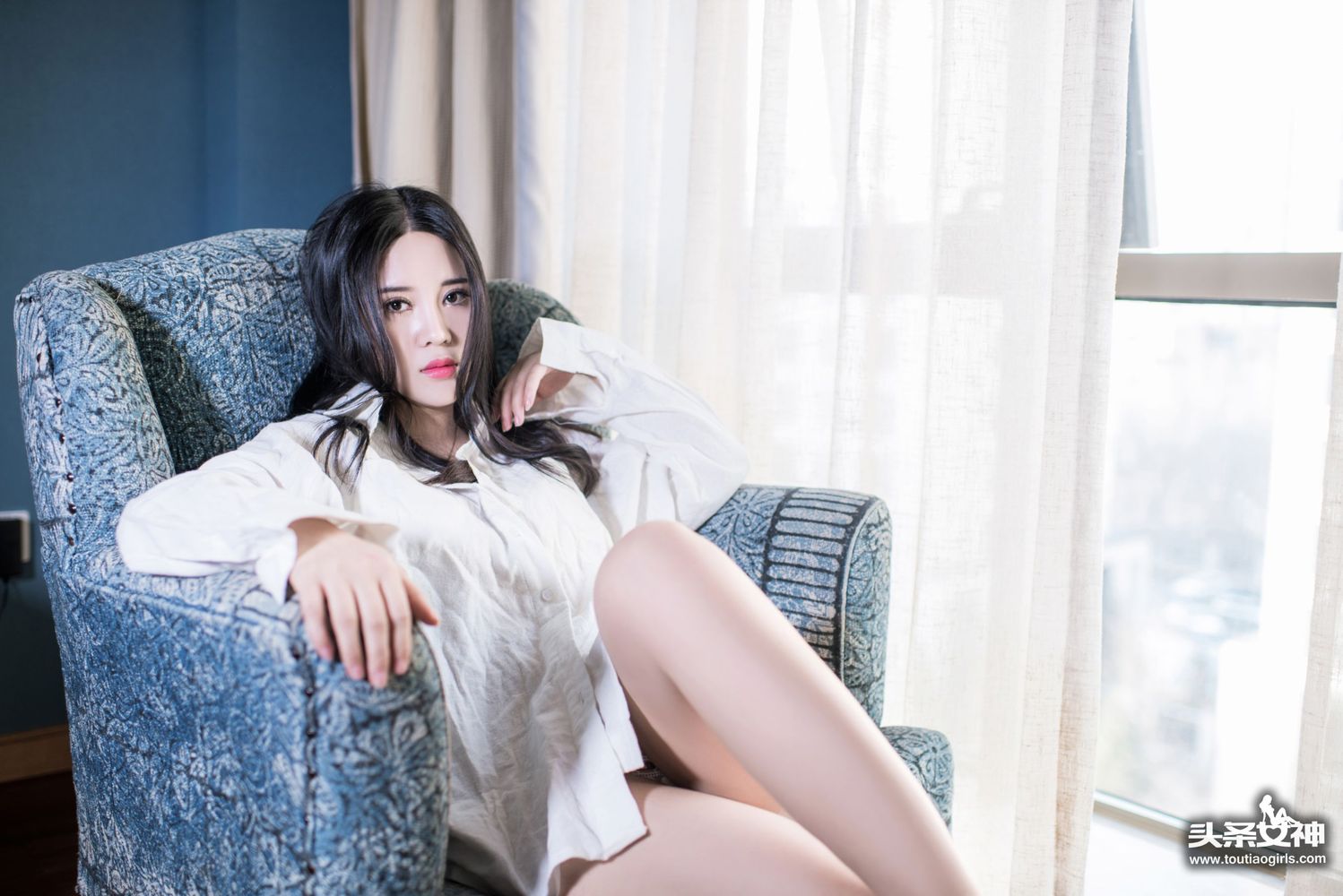 美女模特Sukki可儿 - 白衬衣+修长美腿热情写真
