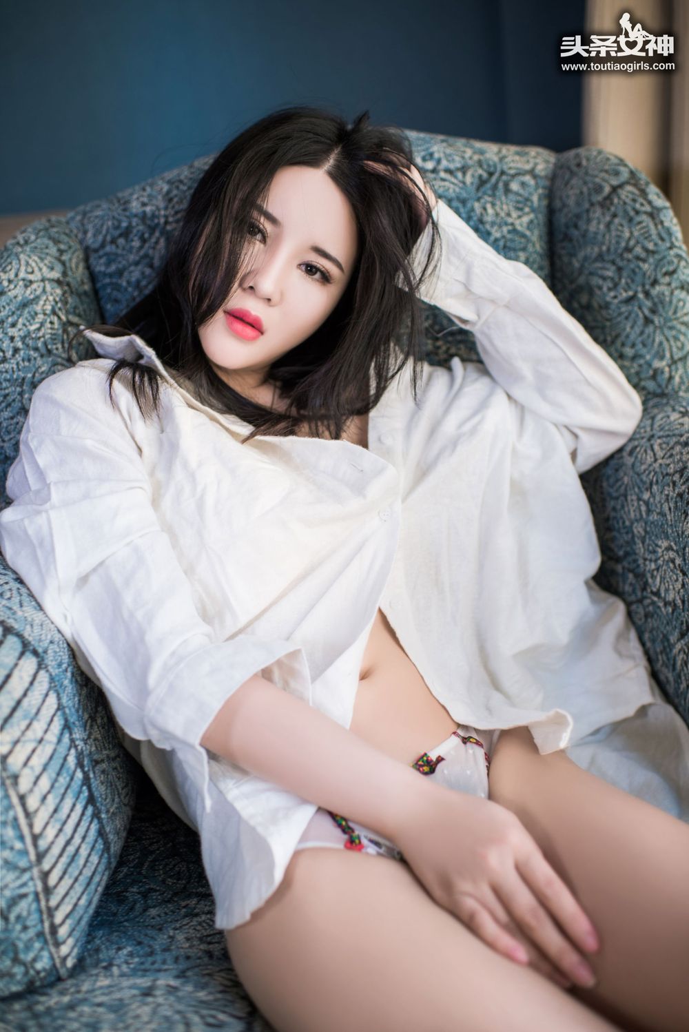 美女模特Sukki可儿 - 白衬衣+修长美腿热情写真