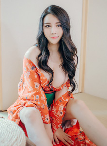 [MintYe薄荷叶] 美女模特SukkiQ可儿 - 鲜色和服+透视内衣系列写真 VOL.003