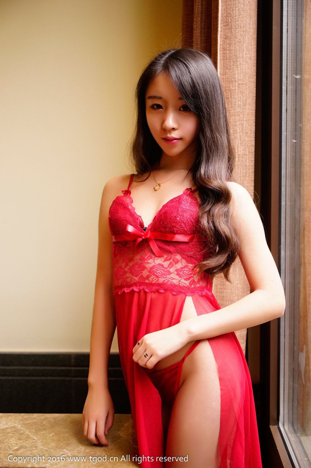 清纯萌妹子梓萱Crystal - 粉色旗袍惹火乖乖女写真