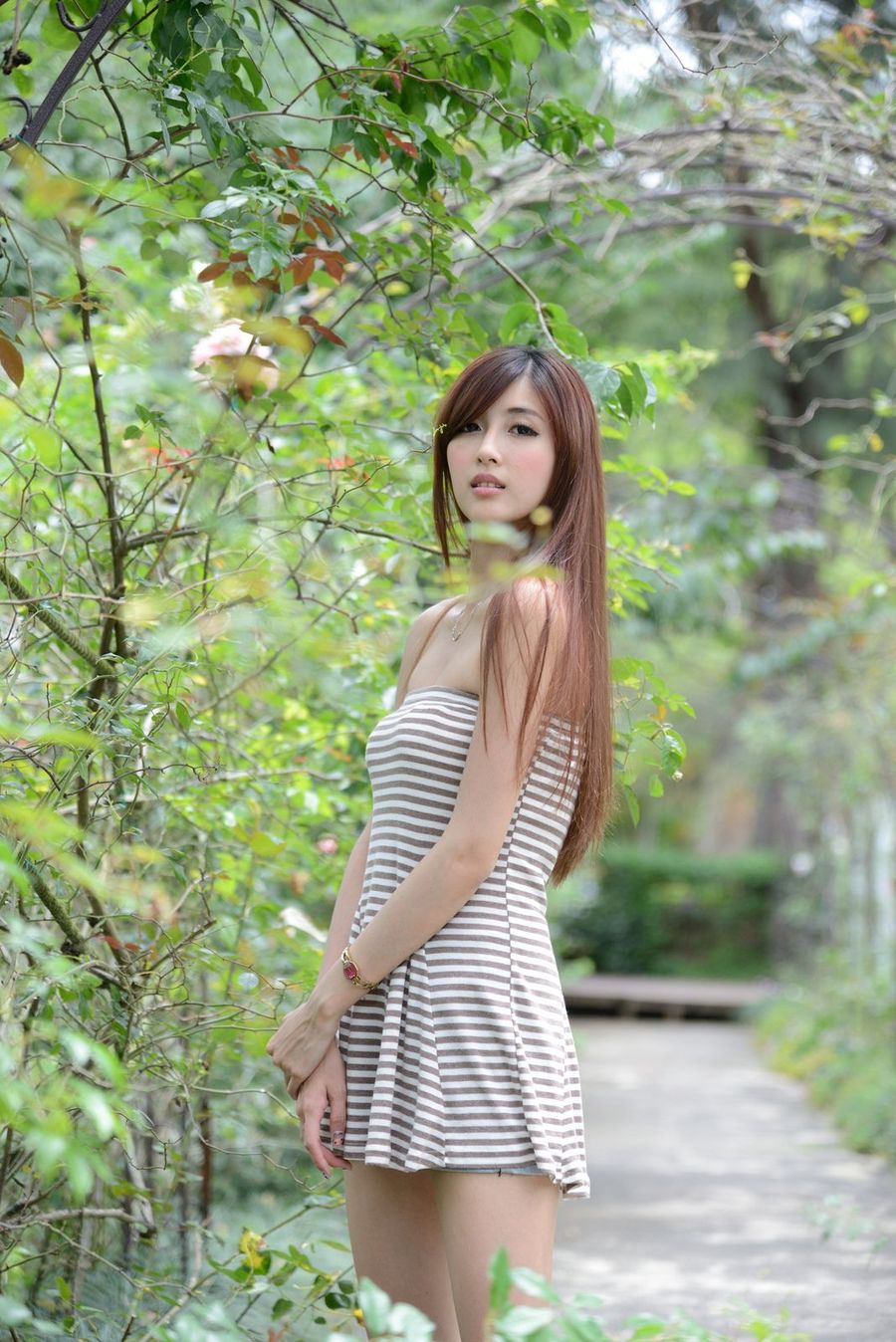 台湾美女模特廖挺伶/Kila晶晶 - 齐B超短裙系列性感外拍