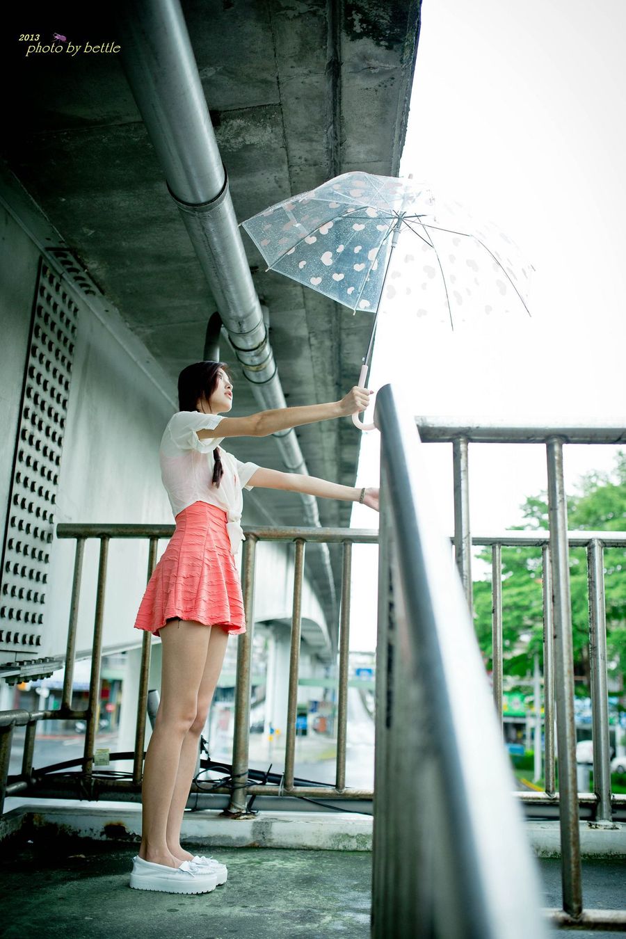 台湾美女Kila晶晶/廖挺伶 - 马尾辫+粉嫩连衣裙系列街拍写真