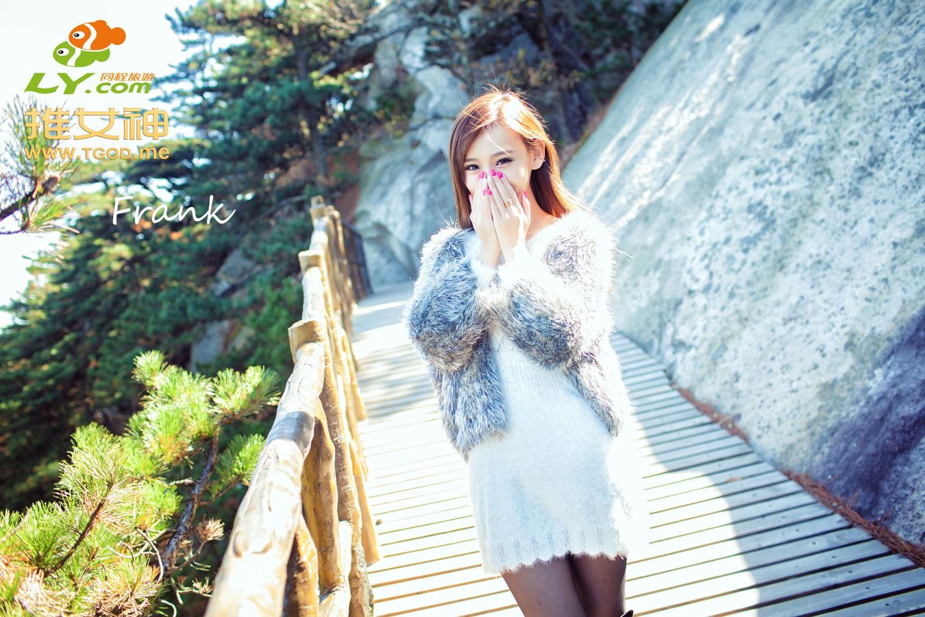 性感模特李玉洁Daisy - 黑丝美腿浴室主题写真