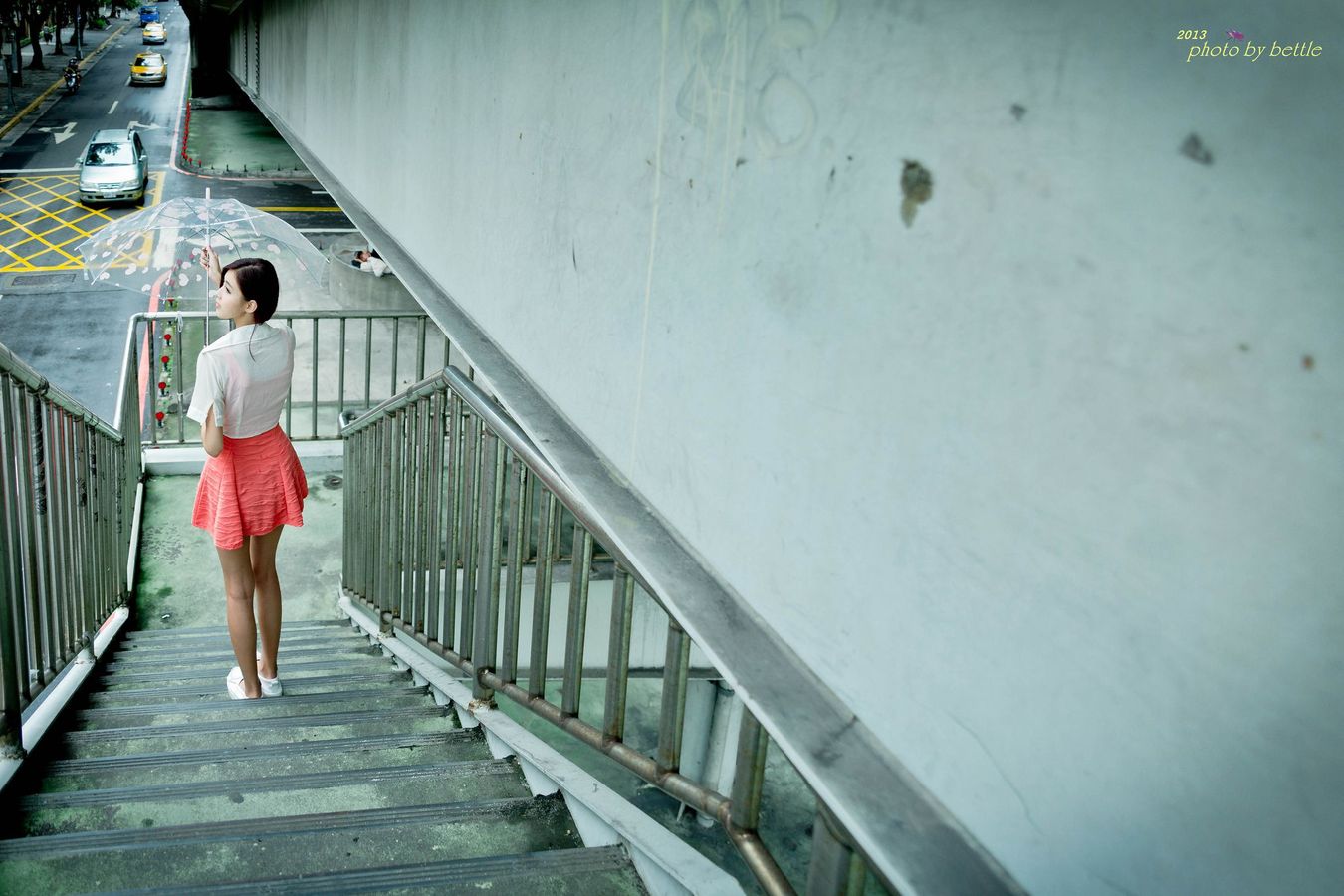 台湾美女Kila晶晶/廖挺伶 - 马尾辫+粉嫩连衣裙系列街拍写真