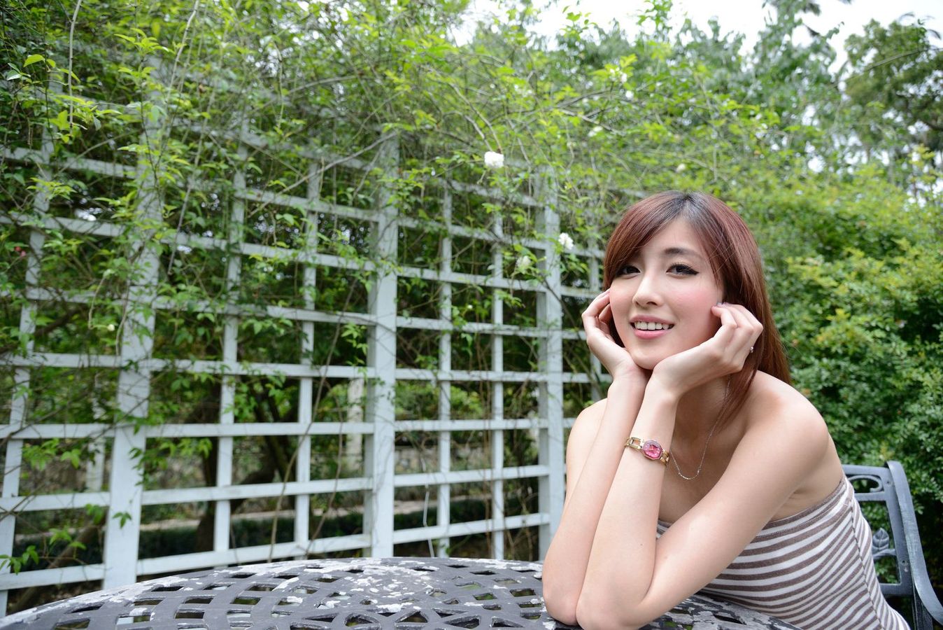 台湾美女模特廖挺伶/Kila晶晶 - 齐B超短裙系列性感外拍