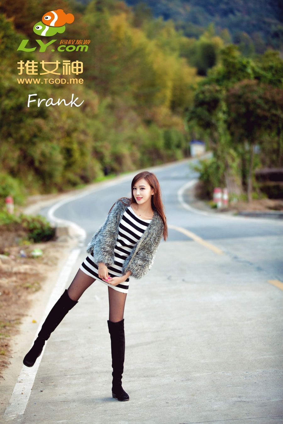 性感模特李玉洁Daisy - 黑丝美腿浴室主题写真
