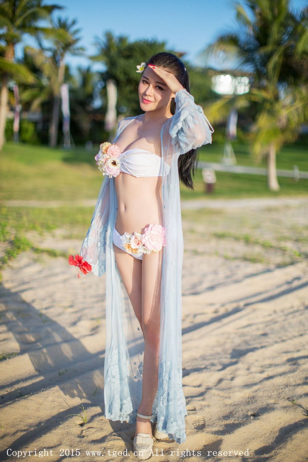美女模特叶佳颐 - 黑色比基尼+花仙子沙滩系列写真