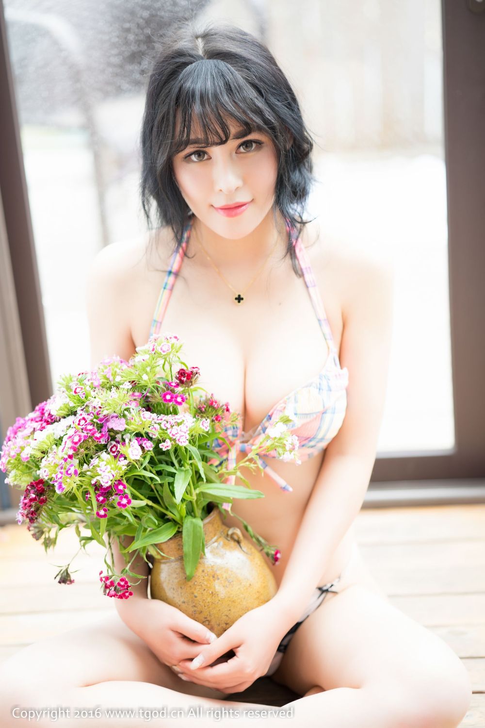 美女模特叶佳颐 - 如此恬静而风韵十足的女神写真