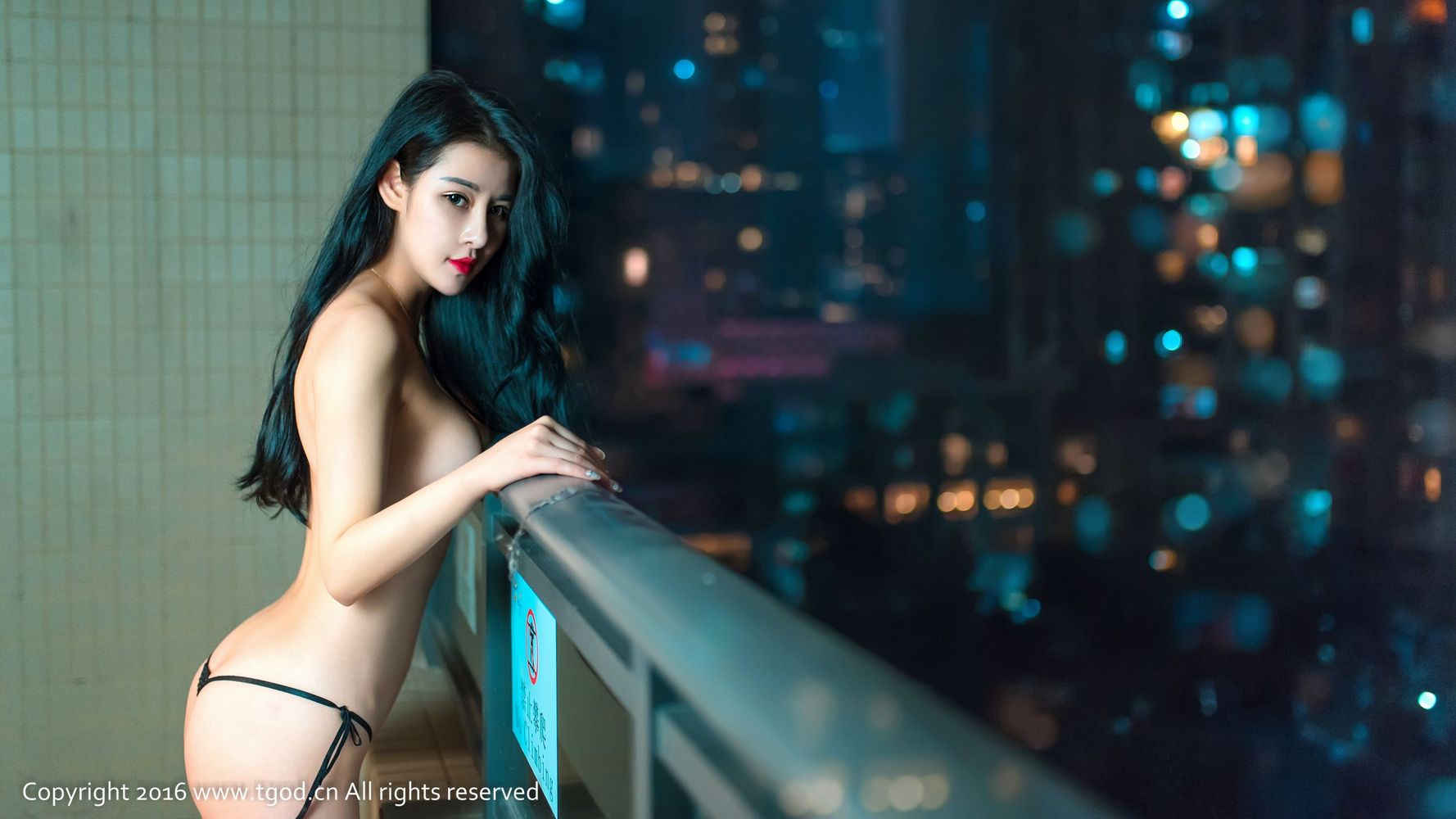 美女模特叶佳颐 - 由下至上的诱惑写真集