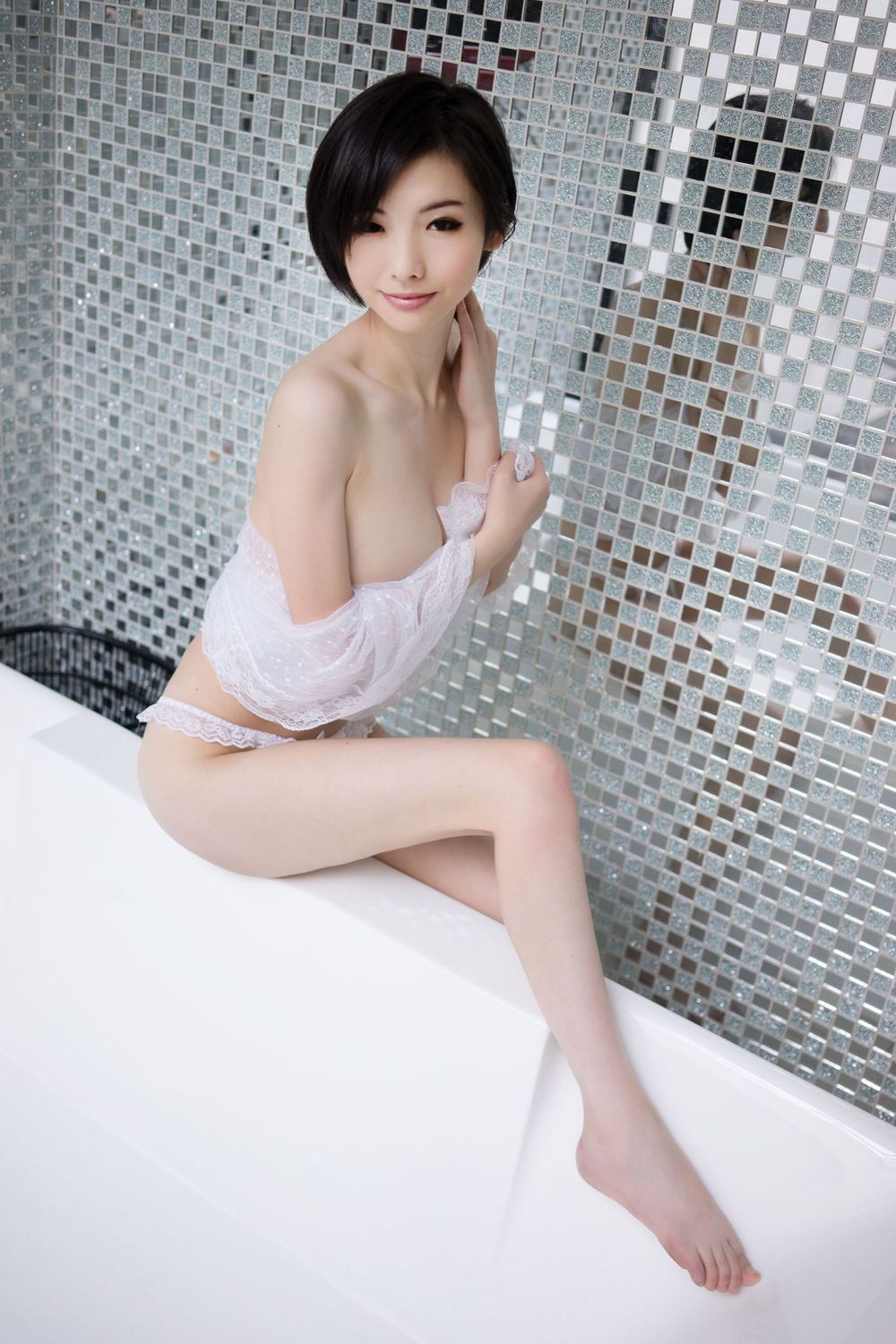 美女模特Rosa小猫咪 - 欲望！野性的呼唤主题写真集