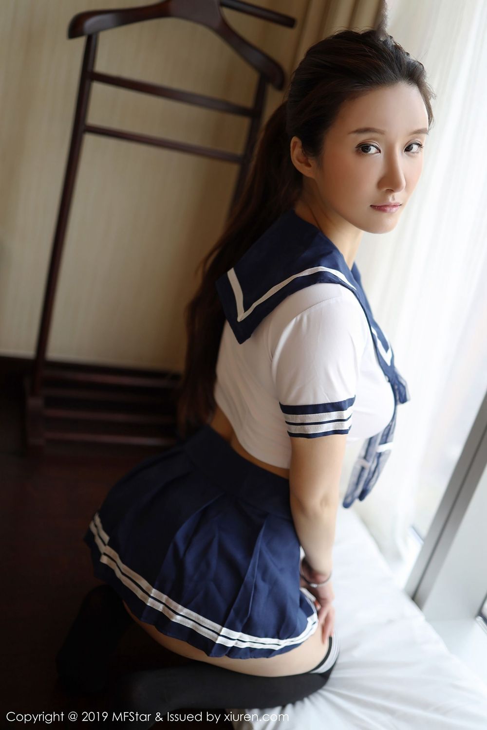 微博运动达人Jennanni_Jen - 学生服制服诱人写真