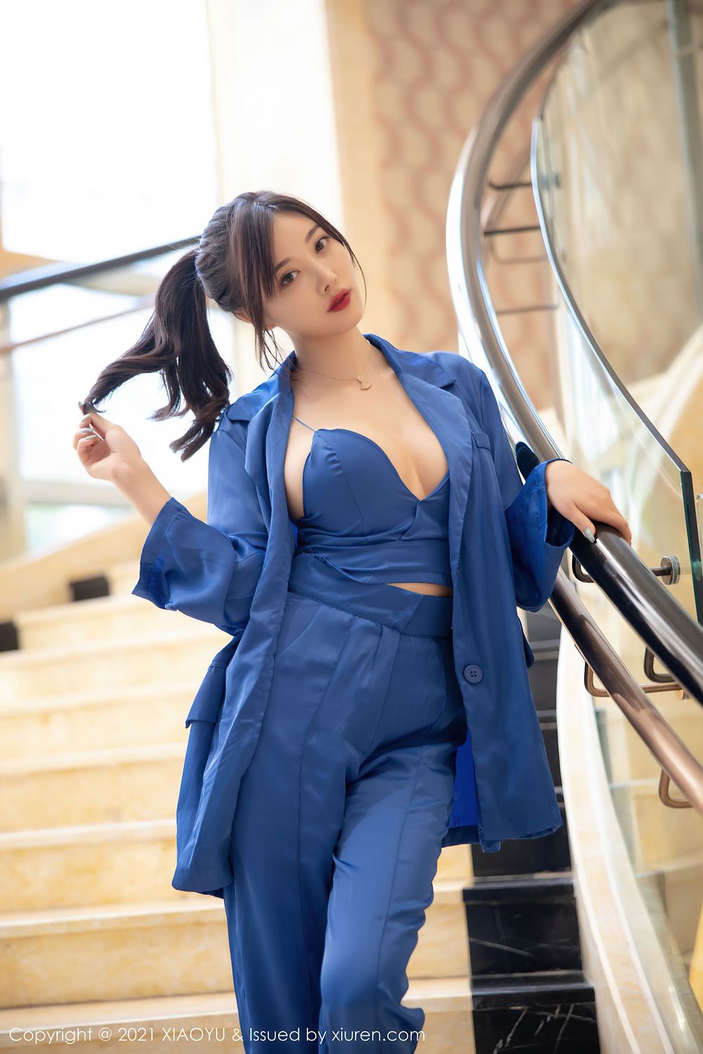 性感女神杨晨晨sugar - 蓝色西装飒爽干练私房旅拍