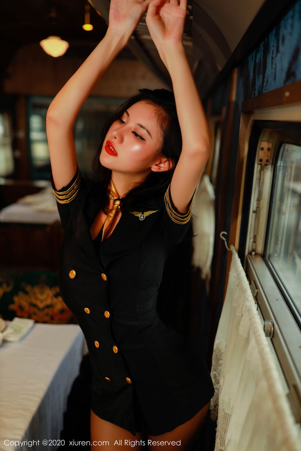 美女模特就是阿朱啊 - 列车乘务员职业制服主题写真