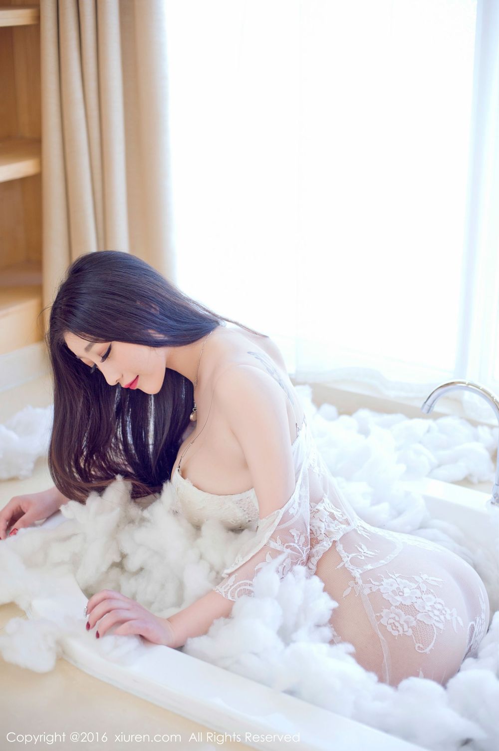 美女模特妲己_Toxic - 爆乳细腰美狐娘主题写真