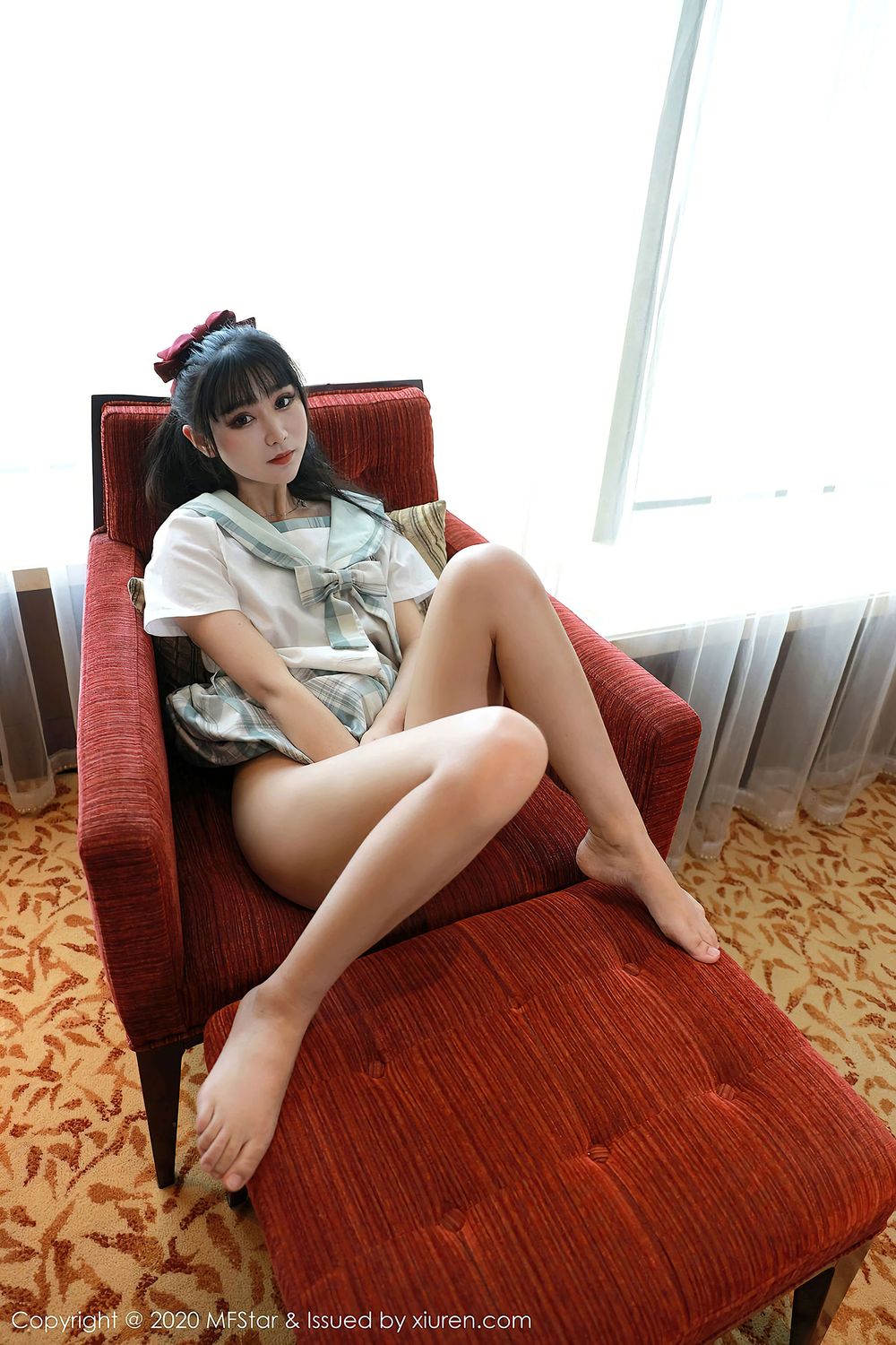新人模特小果冻儿 - 娇小身材JK制服系列写真