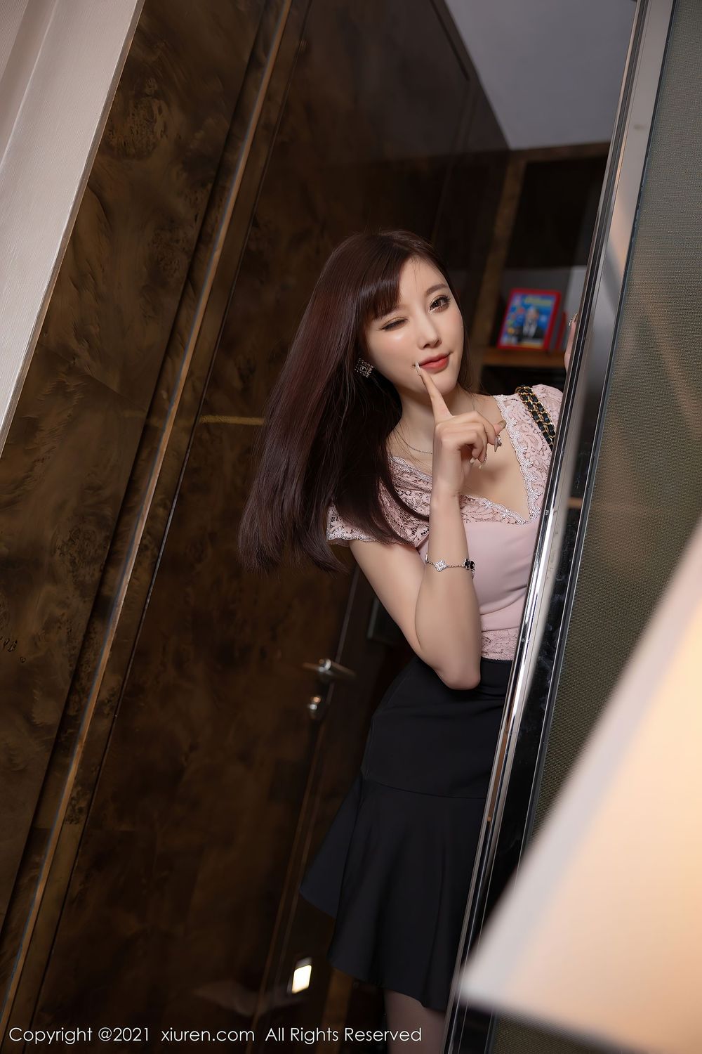 性感女神杨晨晨sugar - 黑丝美腿摄人魂魄私房写真