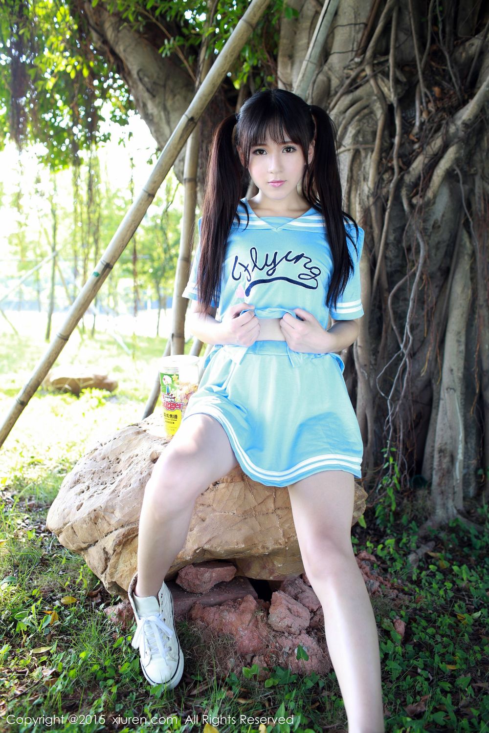 美女模特唐雨辰TYC - 广州大学城野外清纯写真