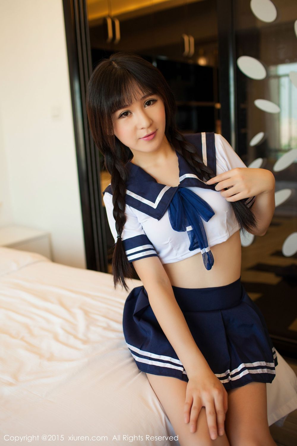 美女模特唐雨辰TYC - 水手校服+热裤系列性感写真