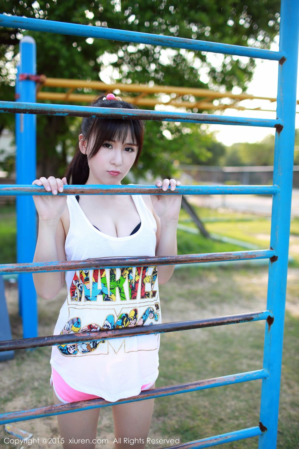 美女模特唐雨辰TYC - 广州大学城野外清纯写真