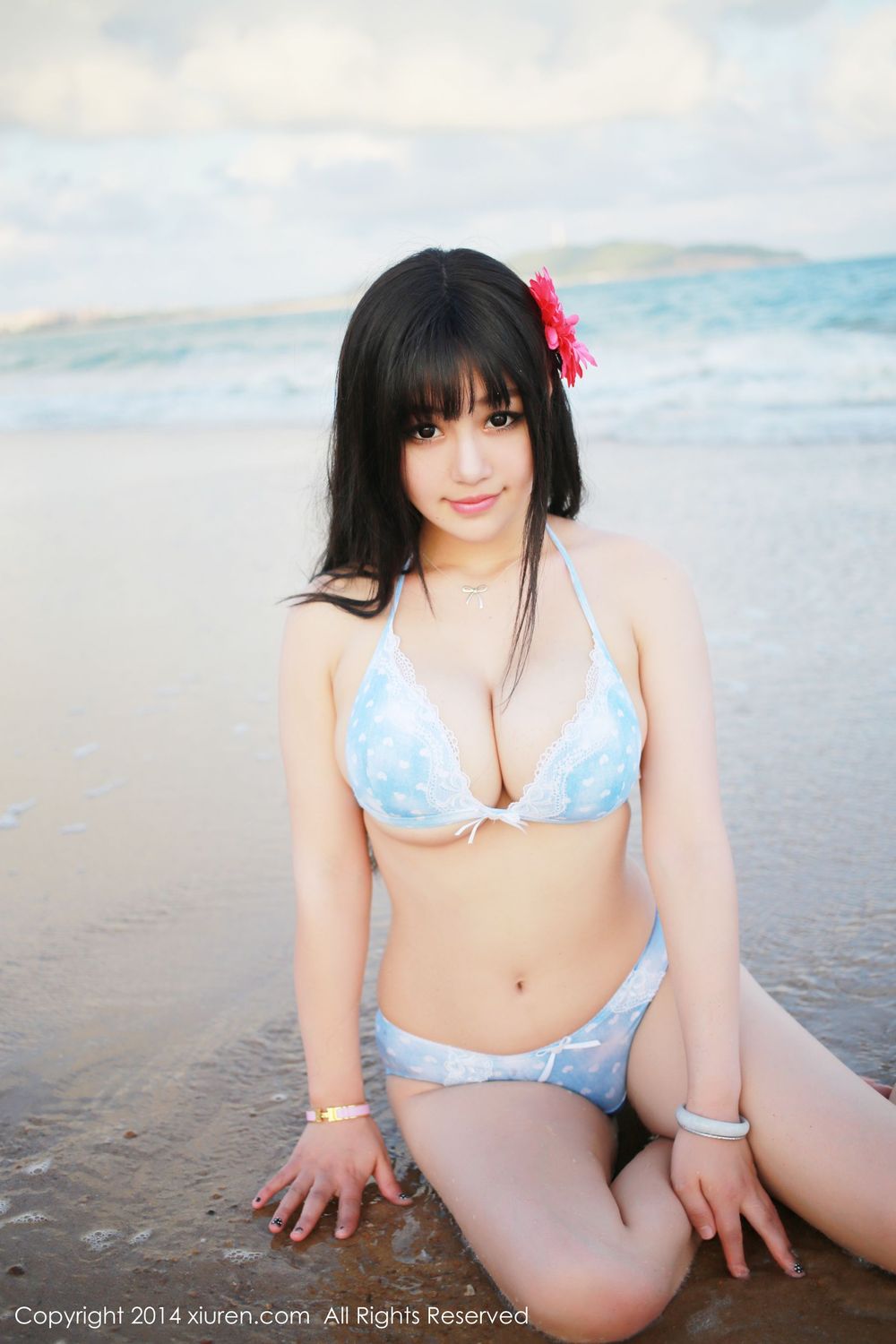 新人嫩模Barbie可儿 - 比基尼内衣系列三亚旅拍