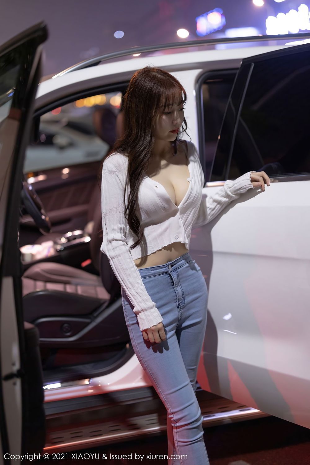 新人模特林星阑 - 率直牛仔裤+香车美女系列写真