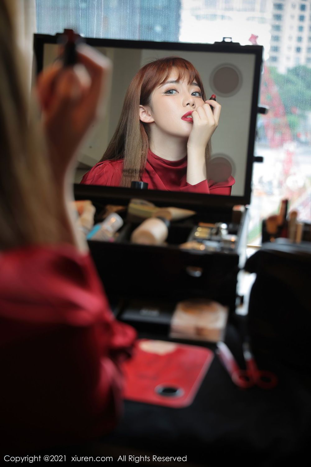 美女模特Arude薇薇 - 吊袜美腿娇艳多姿写真