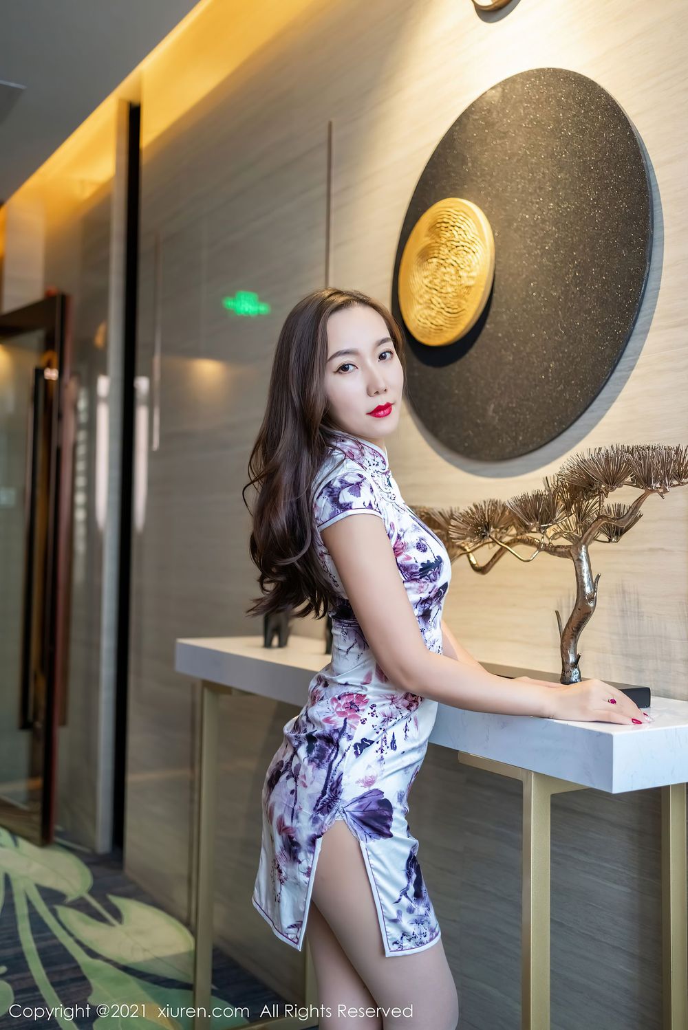 美女模特艾静香 - 古典旗袍+朦胧丝袜系列写真