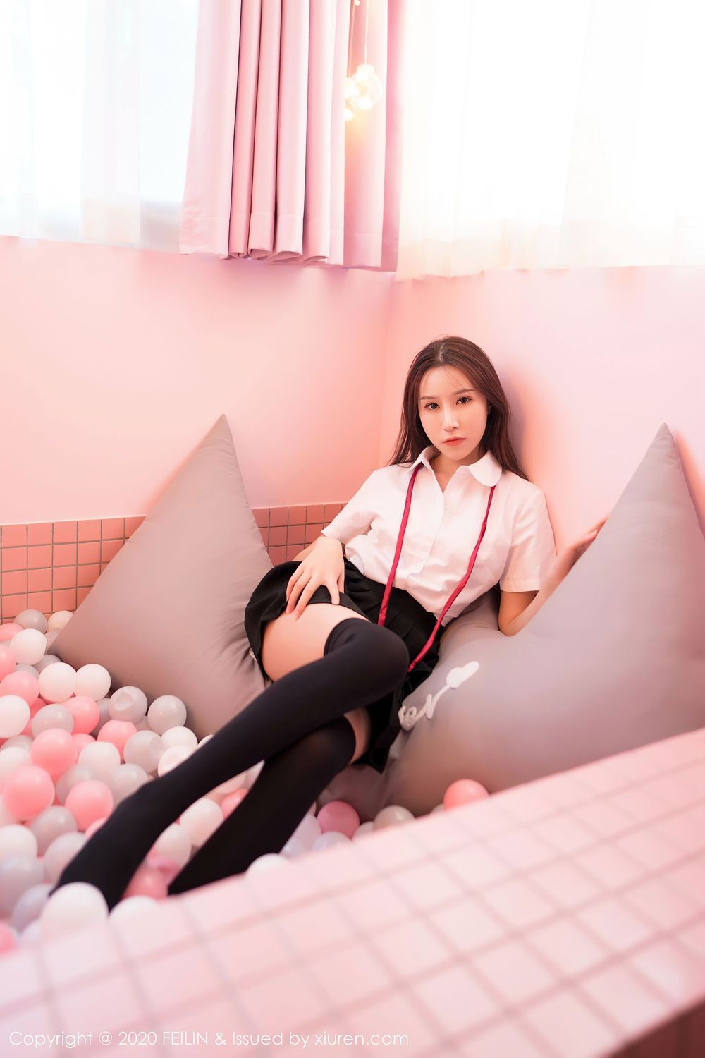 新人妹子茯苓 - JK制服黑丝系列清秀写真