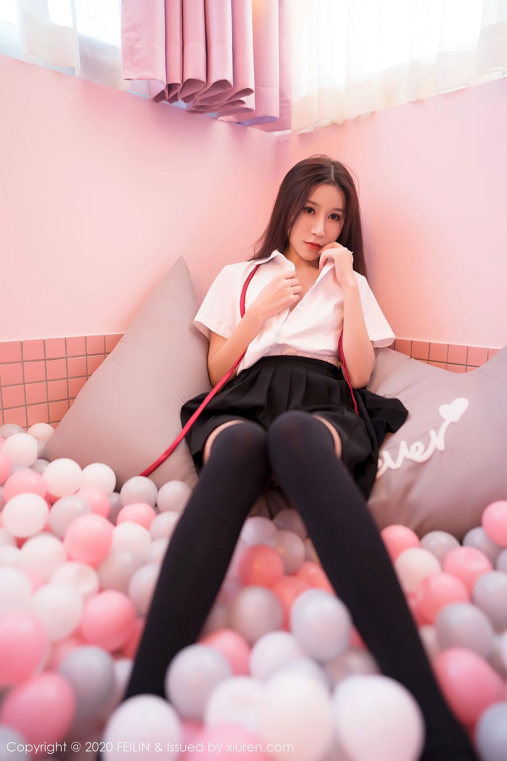 新人妹子茯苓 - JK制服黑丝系列清秀写真
