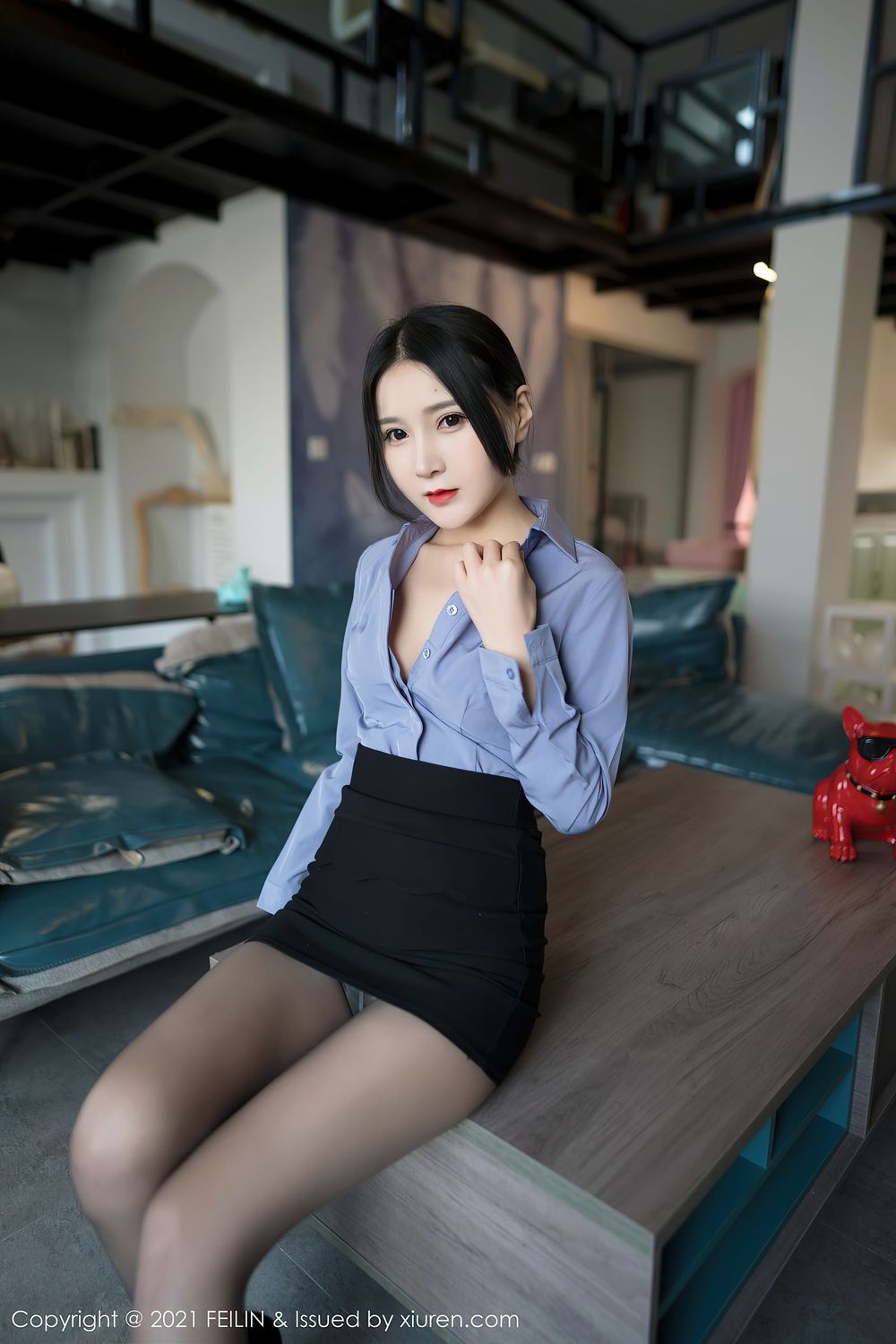 美女模特林煊煊 - 职场OL秘书制服系列写真