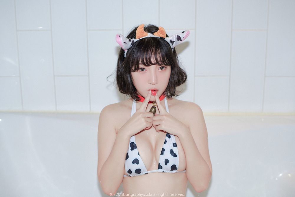 美女模特姜仁卿 - 白猫少女+奶牛尤物系列写真