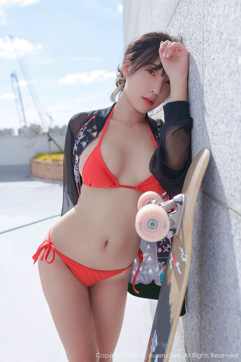 美女模特卿卿 - 比基尼+开背毛衣系列性感写真