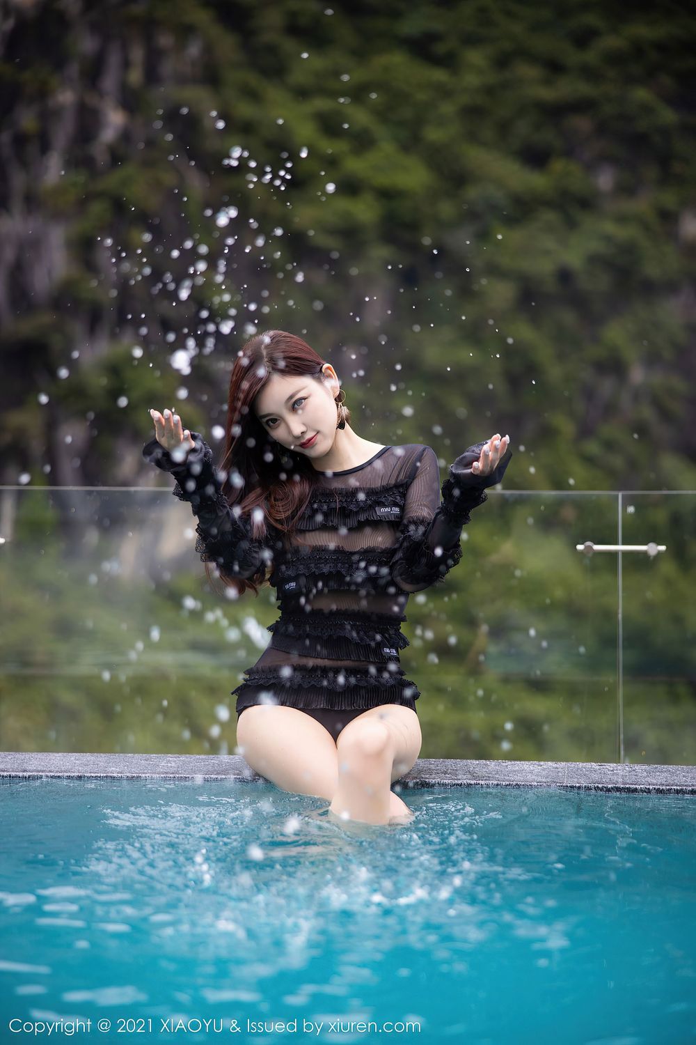 性感女神杨晨晨sugar - 久违比基尼泳池外拍系列写真