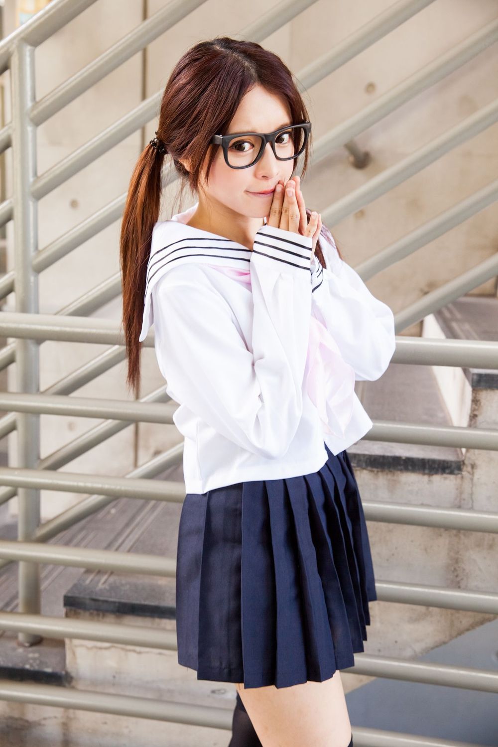 美妆达人张齐郡JULIE - 黑丝长筒袜校服少女写真集