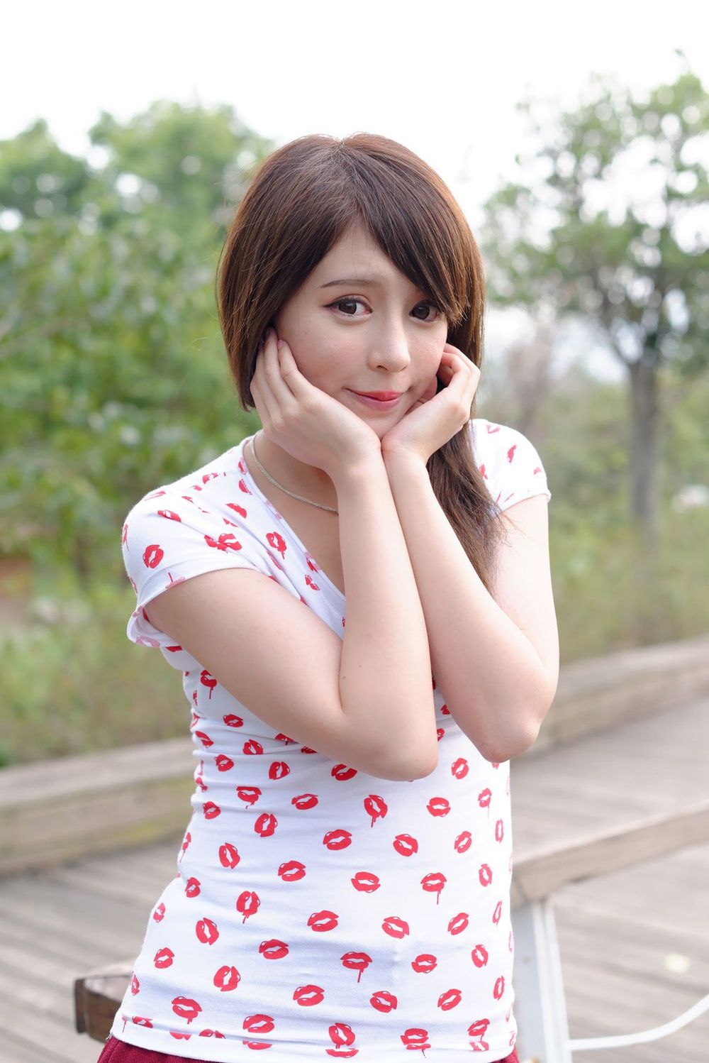 美妆达人张齐郡JULIE - 多套服饰外拍写真