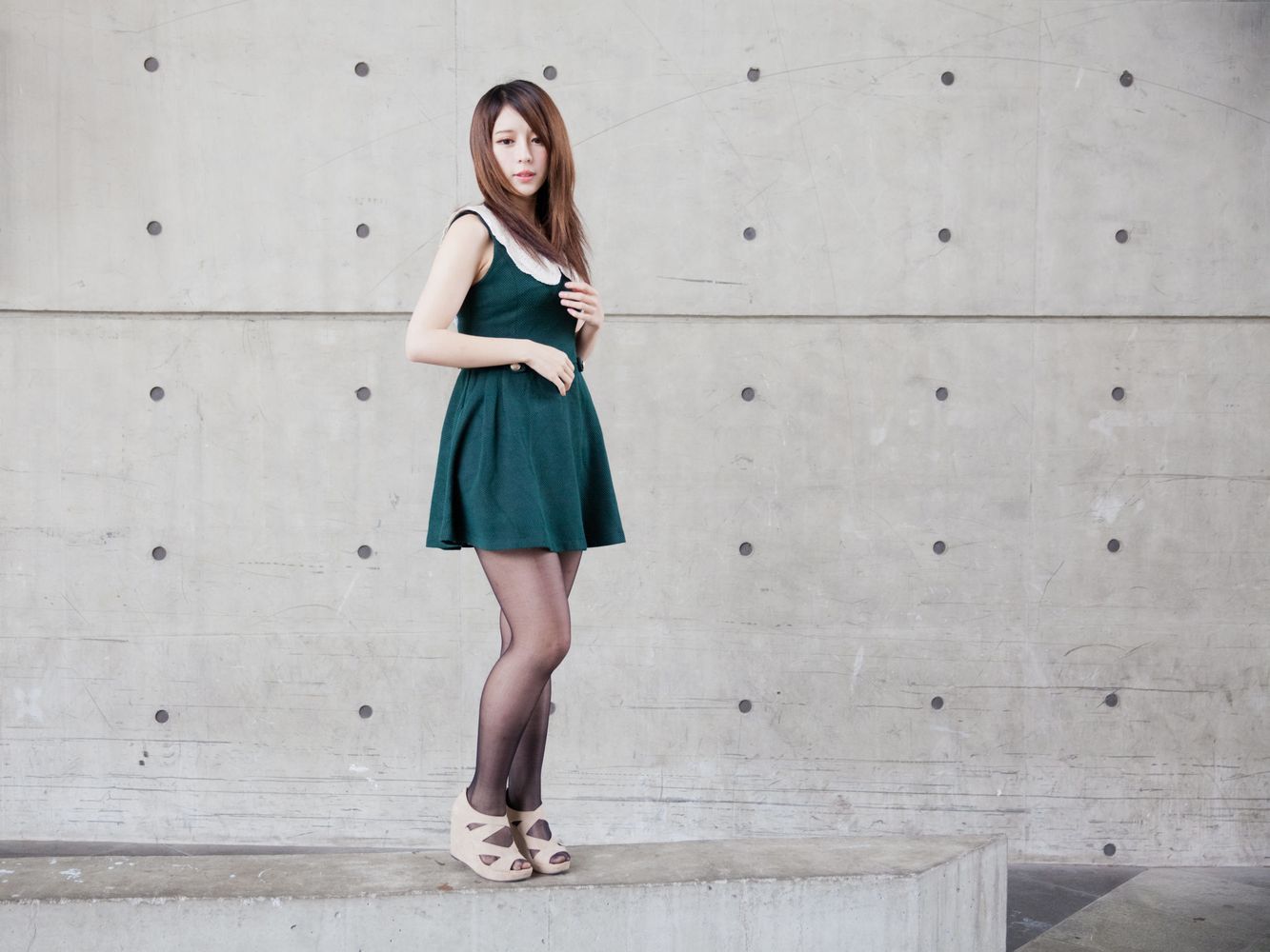 网红嫩模张齐郡JuLie - 黑丝+牛仔裤玉美人主题写真