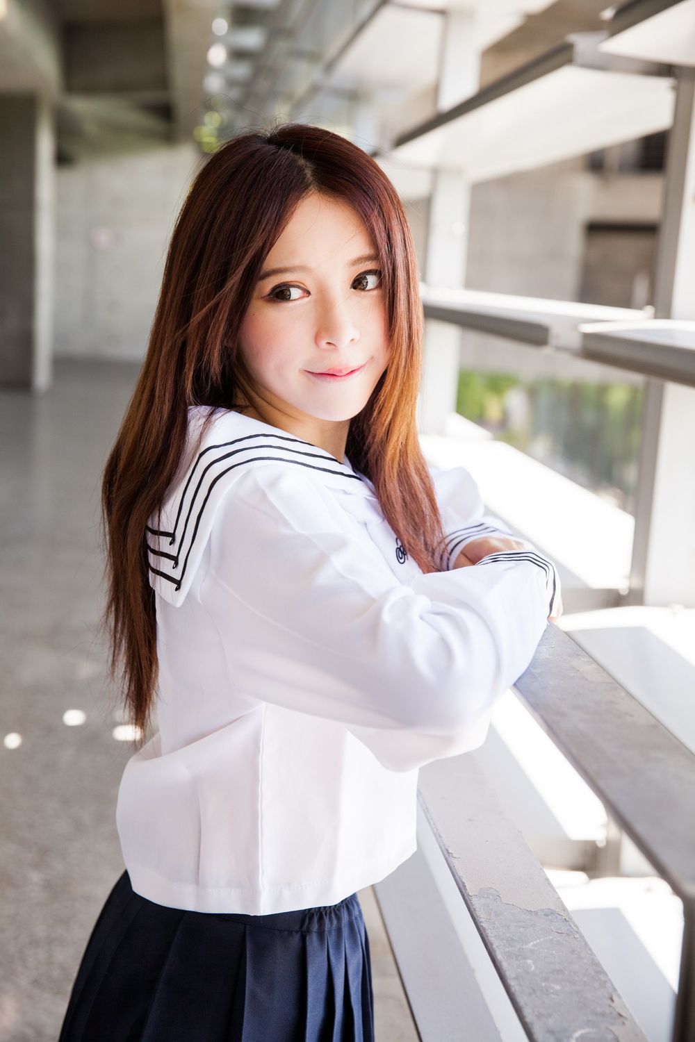 美妆达人张齐郡JULIE - 黑丝长筒袜校服少女写真集